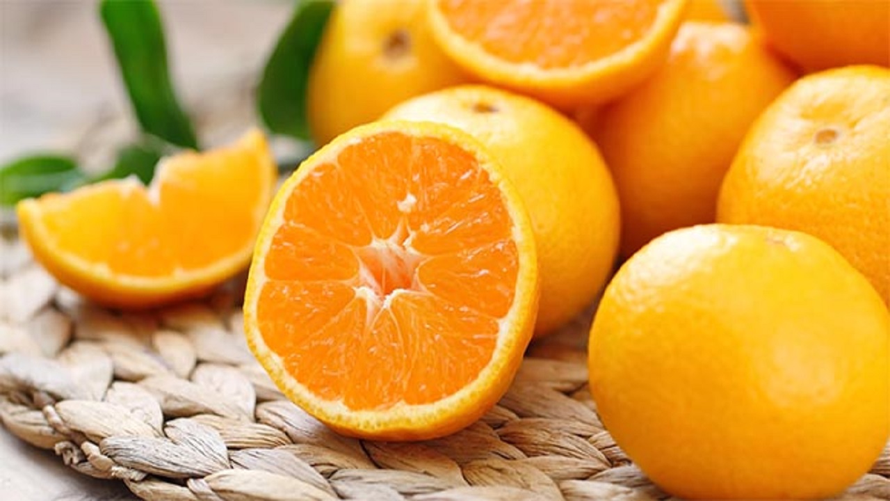 فوائد البرتقال الأحمر للرجيم